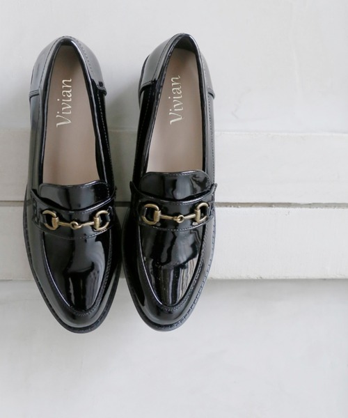 VIVIAN（ヴィヴィアン）の「ポインテッドトゥビット付きローファー（ローファー・レディース・ブラック系その他/ブラック系その他2/イエロー系その他6/グレー系その他3/ホワイト系その他5/ベージュ系その他2/イエロー系その他5/ブラウン系その他5/グレー系その他2・S/M/L/LL）」の18枚目の写真