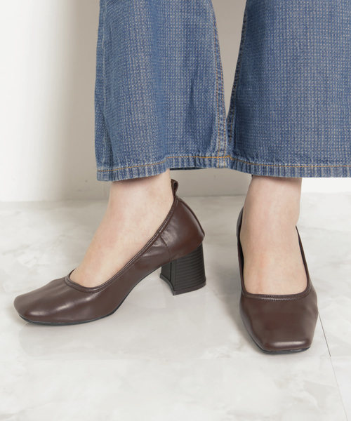 ✭ベネッシュ BENESU クロコレザーパンプス23.5cmスクエアトゥ ヒール