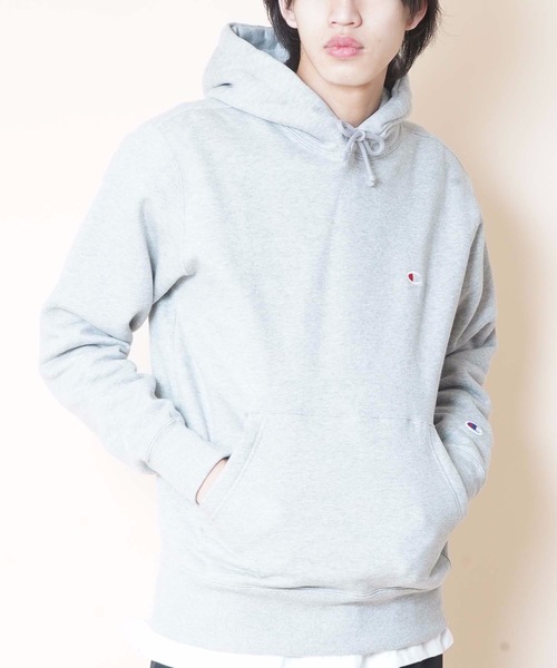 Champion(チャンピオン)の「【CHAMPION/チャンピオン】裏起毛プルオーバーパーカー C3-Q105 ワンポイント 刺繍 ユニセックス(パーカー・メンズ・ホワイト/ブラック/ダークグリーン/ネイビー/杢グレー/ブラウン・MEDIUM/X-LARGE/SMALL/LARGE/XX-LARGE)」の3枚目の写真