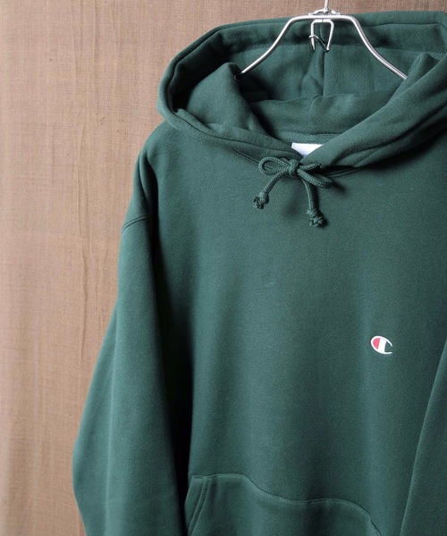 Champion(チャンピオン)の「【CHAMPION/チャンピオン】裏起毛プルオーバーパーカー C3-Q105 ワンポイント 刺繍 ユニセックス(パーカー・メンズ・ホワイト/ブラック/ダークグリーン/ネイビー/杢グレー/ブラウン・MEDIUM/X-LARGE/SMALL/LARGE/XX-LARGE)」の11枚目の写真