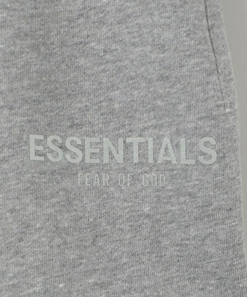 FOG ESSENTIALS（エフオージーエッセンシャルズ）の「FEAR OF GOD ESSENTIALS（フィア オブ ゴッド エッセンシャルズ）SWEAT SHORTS REF（その他パンツ・メンズ・グレー/オフホワイト・LARGE/MEDIUM）」の10枚目の写真