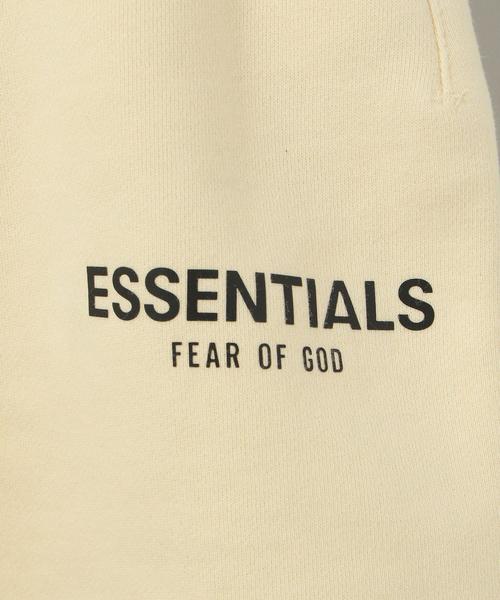 FOG ESSENTIALS（エフオージーエッセンシャルズ）の「FEAR OF GOD ESSENTIALS（フィア オブ ゴッド エッセンシャルズ）SWEAT SHORTS REF（その他パンツ・メンズ・グレー/オフホワイト・LARGE/MEDIUM）」の7枚目の写真