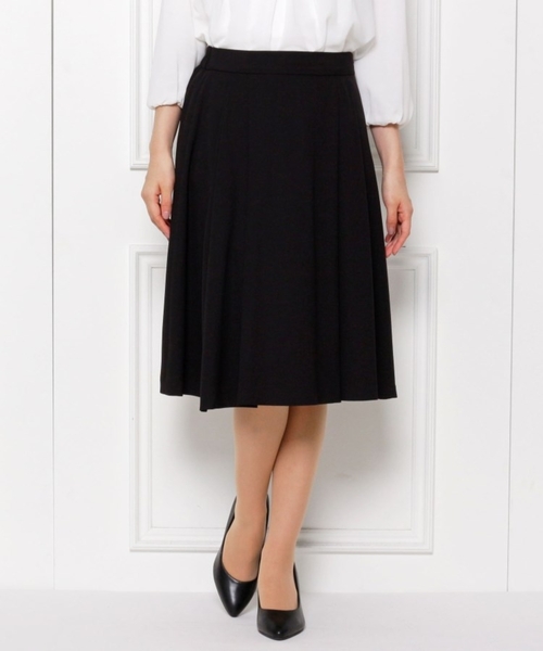 SHOO・LA・RUE(シューラルー)の「【S-4L】タックフレアースカート(スカート・レディース・ブラック/ブラック系・01/02/03/04/05/06)」の1枚目の写真