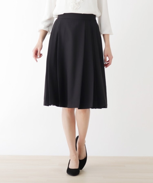 SHOO・LA・RUE(シューラルー)の「【S-4L】タックフレアースカート(スカート・レディース・ブラック/ブラック系・01/02/03/04/05/06)」の3枚目の写真