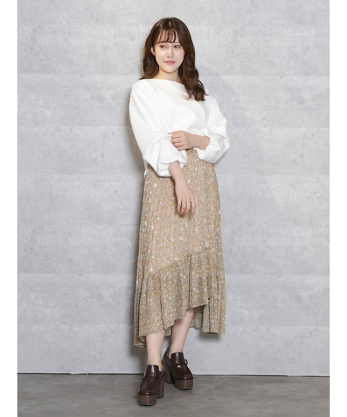 dazzlin（ダズリン）の「サイドネックボリュームトップス（Tシャツ/カットソー・レディース・ブラック/オフホワイト/モカ・FREE）」の16枚目の写真