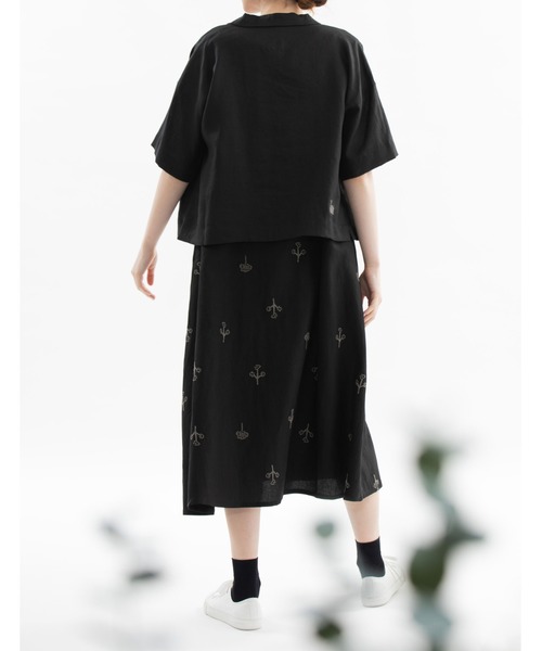 nop de nod(ノップドゥノッド)の「リネンオープンカラーシャツ(シャツ/ブラウス・レディース・オフホワイト/ブラック/モカ・3)」の15枚目の写真
