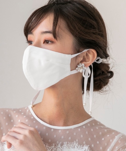 troisiemeCHACO(トロワズィエムチャコ)の「【troisiemeCHACO × formforma】フェイスアクセサリー(マスク・レディース・ベージュ/グレー/ピンク/ライトベージュ/ホワイト・FREE)」の2枚目の写真