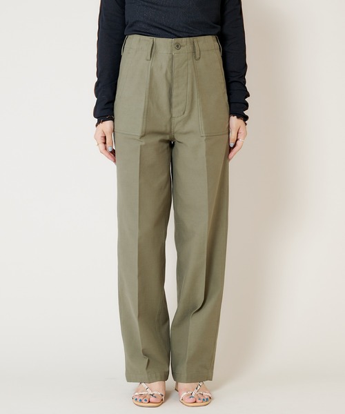 SHENERY(シーナリー)の「ベイカーパンツ(その他パンツ・レディース・ホワイト/カーキ・FREE)」の19枚目の写真