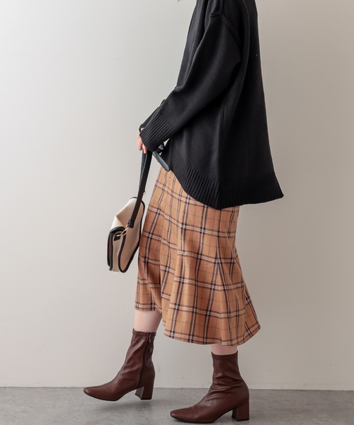 natural couture(ナチュラルクチュール)の「マーメイドチェックスカート(スカート・レディース・ベージュ/ブルー/キャメル・FREE)」の7枚目の写真