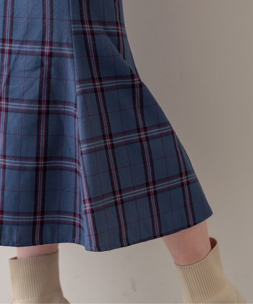 natural couture(ナチュラルクチュール)の「マーメイドチェックスカート(スカート・レディース・ベージュ/ブルー/キャメル・FREE)」の19枚目の写真