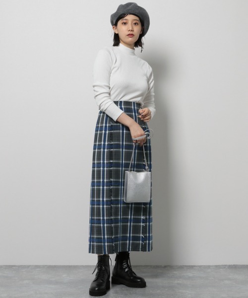 PAGEBOY（ページボーイ）の「リブハイネックロングスリーブ（Tシャツ/カットソー・レディース・ブラック/ダークブラウン/オフホワイト・FREE）」の11枚目の写真