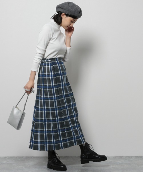 PAGEBOY（ページボーイ）の「リブハイネックロングスリーブ（Tシャツ/カットソー・レディース・ブラック/ダークブラウン/オフホワイト・FREE）」の10枚目の写真