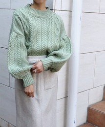 ショートパフケーブルニット