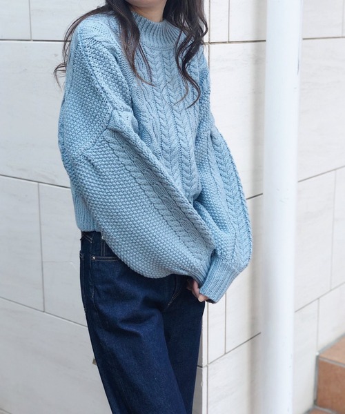 Banner Barrett（バナーバレット）の「ショートパフケーブルニット（ニット/セーター・レディース・オフホワイト/ブラック/モカ/サックスブルー/グリーン・38）」の22枚目の写真