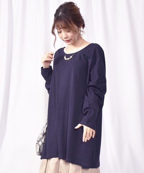 LEAD（リード）の「コットン100％シンプル長袖ゆったりカットソートップス（Tシャツ/カットソー・レディース・ブラック/ネイビー/オフホワイト/カーキ/キャメル/ライトアッシュグレー・FREE）」の5枚目の写真