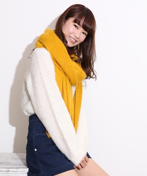 Heather(ヘザー)の「◆ふわふわの触り心地!◆リブアミキモウストール 552548(ストール/ショール・レディース・ベージュ/ネイビー/ピンク/イエロー/ブラック/アイボリー・FREE)」の5枚目の写真