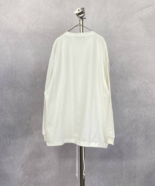 Beno(ビーノ)の「USAコットン ヘビー天竺 裾スピンドル ルーズシルエット ポケット ロングスリーブTEE(Tシャツ/カットソー・メンズ・オフホワイト/グレイッシュブルー/ブルーグリーン/サンドベージュ/ラベンダー/ブラック・FREE)」の9枚目の写真