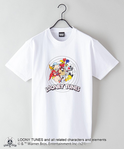 LOONEY TUNES CLASSIC(ルーニーチューンズクラシック)の「【LOONEY TUNES /ルーニー・テューンズ】別注プリントTシャツ(Tシャツ/カットソー・メンズ・オリーブ/ホワイト系その他/ホワイト/ブルー・LARGE/MEDIUM/SMALL/X-LARGE)」の1枚目の写真