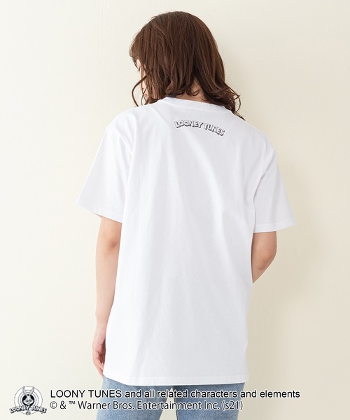 LOONEY TUNES CLASSIC(ルーニーチューンズクラシック)の「【LOONEY TUNES /ルーニー・テューンズ】別注プリントTシャツ(Tシャツ/カットソー・メンズ・オリーブ/ホワイト系その他/ホワイト/ブルー・LARGE/MEDIUM/SMALL/X-LARGE)」の5枚目の写真