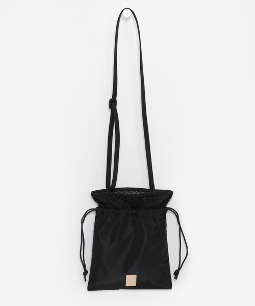 ITEMS URBANRESEARCH（アイテムズ アーバンリサーチ）の「メッシュ ドロストショルダーバッグ（ショルダーバッグ・メンズ・カーキ/ブラック/チャコールグレー・-）」の10枚目の写真