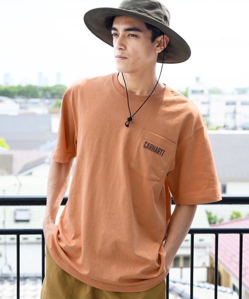 Carhartt(カーハート)の「Carhartt ヘビーウェイトロゴTシャツ(Tシャツ/カットソー・メンズ・ネイビー/グレー系その他/グリーン系その他/ブルー系その他/ピンク系その他/レッド系その他/オレンジ系その他/グレー系その他2/グレー系その他3/グリーン系その他2/グリーン系その他3/ブルー系その他2/オレンジ系その他2/サックスブルー系/サックスブルー系1・SMALL/MEDIUM/LARGE)」の14枚目の写真