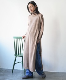 タートルネックサイドスリットニットロングワンピース