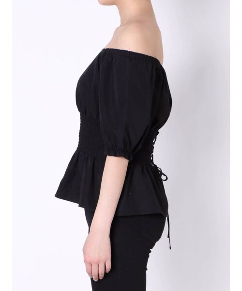 EMODA(エモダ)の「ウエストマークオフショルダートップ(シャツ/ブラウス・レディース・ホワイト/ブラック/イエロー/その他・FREE)」の17枚目の写真