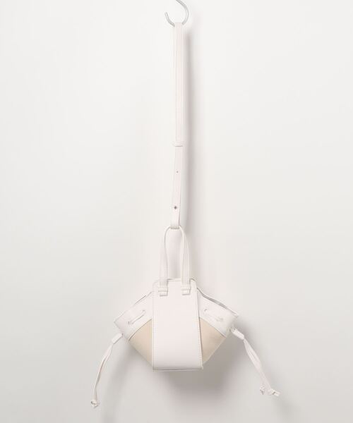 Riberry（リベリー）の「レザー＆キャンバスバッグ（ハンドバッグ・レディース・ホワイト/ブラック/ブラウン/グレイッシュベージュ・FREE）」の6枚目の写真