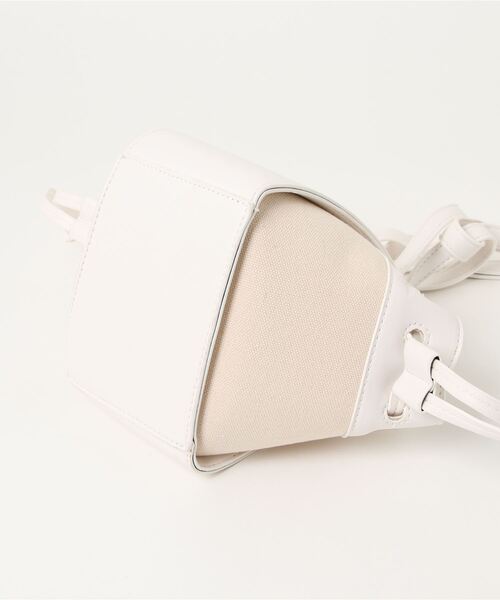 Riberry（リベリー）の「レザー＆キャンバスバッグ（ハンドバッグ・レディース・ホワイト/ブラック/ブラウン/グレイッシュベージュ・FREE）」の8枚目の写真