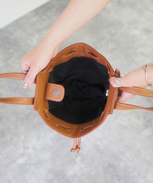 Riberry（リベリー）の「レザー＆キャンバスバッグ（ハンドバッグ・レディース・ホワイト/ブラック/ブラウン/グレイッシュベージュ・FREE）」の13枚目の写真