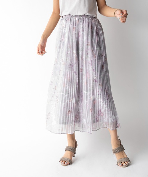 MILLION CARATS（ミリオンカラッツ）の「【STYLE４】シアーボタニカルロングフレアスカート（スカート・レディース・ブラック/ライトグレー/ラベンダー・FREE）」の3枚目の写真