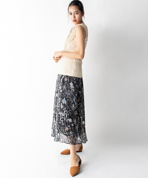 MILLION CARATS（ミリオンカラッツ）の「【STYLE４】シアーボタニカルロングフレアスカート（スカート・レディース・ブラック/ライトグレー/ラベンダー・FREE）」の5枚目の写真