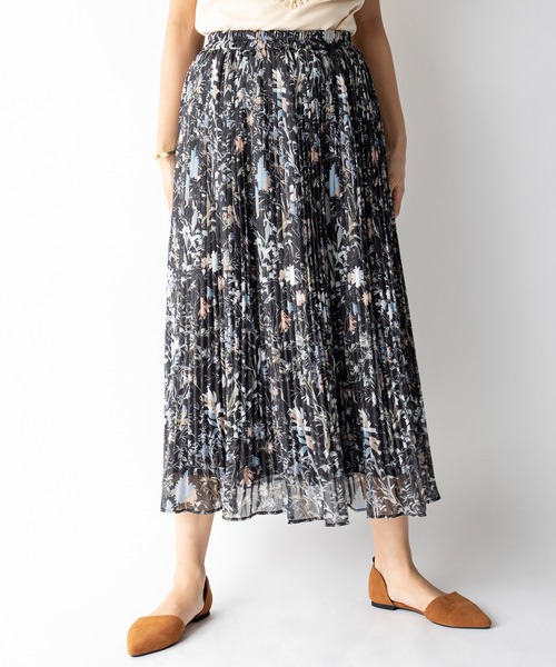 MILLION CARATS（ミリオンカラッツ）の「【STYLE４】シアーボタニカルロングフレアスカート（スカート・レディース・ブラック/ライトグレー/ラベンダー・FREE）」の7枚目の写真