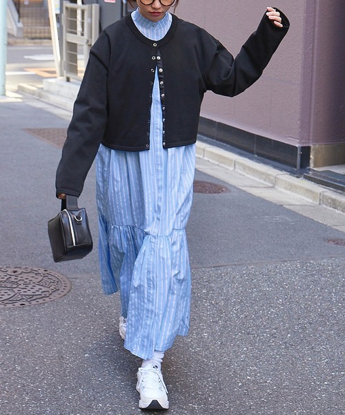 forksy.（フォルクシー）の「【forksy.】シャドーストライプ裾ティアード切り替えシャツワンピース（シャツワンピース・レディース・ホワイト/ブラック/ミント/サックスブルー/ベージュ系/ネイビー/グレー/ピンク/アイボリー・FREE）」の17枚目の写真