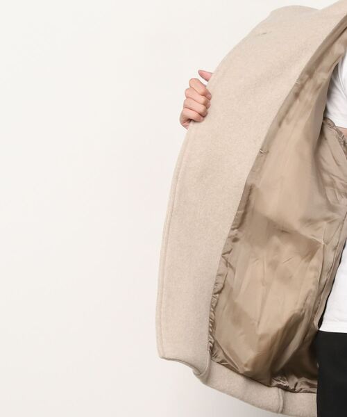 KAZUYUKI KUMAGAI ATTACHMENT（カズユキクマガイアタッチメント）の「MILLED WOOL KNIT SMOCKS FEARNOUGHT COAT（その他アウター・メンズ・ベージュ/ブラック・1/2）」の11枚目の写真