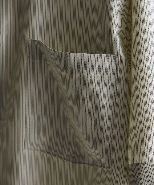 LIDNM（リドム）の「SILK PIN STRIPE SHIRT（シャツ/ブラウス・メンズ・ベージュ・MEDIUM/LARGE）」の12枚目の写真