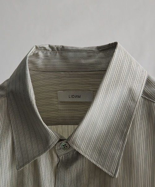 LIDNM（リドム）の「SILK PIN STRIPE SHIRT（シャツ/ブラウス・メンズ・ベージュ・MEDIUM/LARGE）」の9枚目の写真