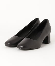 CLARKS Nyta45 Court パンプス 太めヒール Amazon.com | Clarks - Womens Nyta 45 Court Shoes, Color Sand