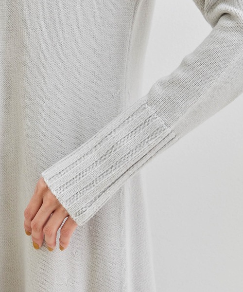 ROPE' PICNIC(ロペピクニック)の「ハイネックAラインニットワンピース(ワンピース・レディース・ライトグレー/キナリ/ラベンダー・38)」の18枚目の写真