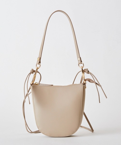 HASHIBAMI（ハシバミ）の「【HASHIBAMI】カラバッシュ 2WAY ショルダーバッグ（ショルダーバッグ・レディース・ブラック/シルバー/グレイッシュベージュ・FREE）」の13枚目の写真