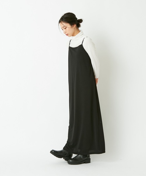 CIAOPANIC(チャオパニック)の「カットキャミワンピース(ワンピース・レディース・ブラック/ブルー・FREE)」の3枚目の写真