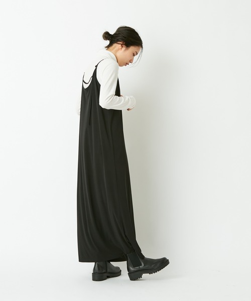 CIAOPANIC(チャオパニック)の「カットキャミワンピース(ワンピース・レディース・ブラック/ブルー・FREE)」の6枚目の写真