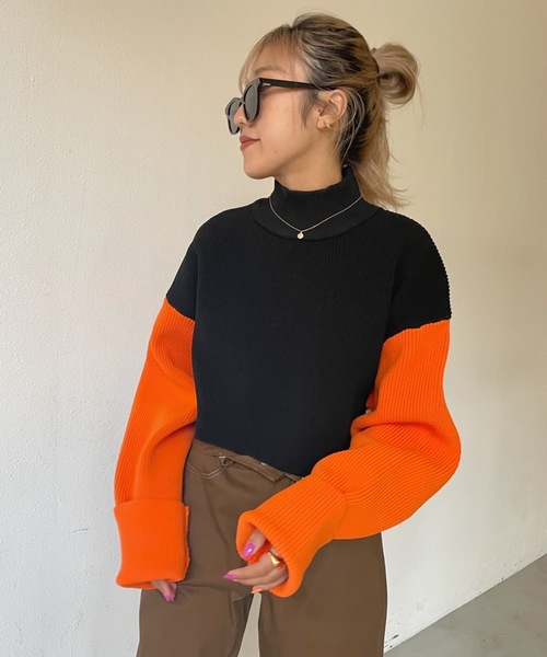 SHAGGIE（シャギー）の「切り替え配色タートルショートニット（ニット/セーター・レディース・グリーン/パープル/オレンジ・FREE）」の6枚目の写真