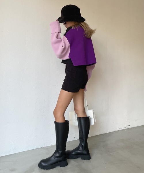 SHAGGIE（シャギー）の「切り替え配色タートルショートニット（ニット/セーター・レディース・グリーン/パープル/オレンジ・FREE）」の9枚目の写真
