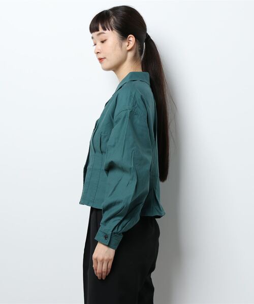 MOUSSY（マウジー）の「WIDE SLEEVE TUCK シャツ（シャツ/ブラウス・レディース・カーキ/オレンジ/ライトベージュ/ライトブラック・FREE）」の10枚目の写真