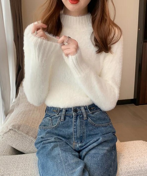 Girly Doll(ガーリードール)の「フワフワニット・セーター(ニット/セーター・レディース・ベージュ/ブラック/ホワイト・F)」の2枚目の写真