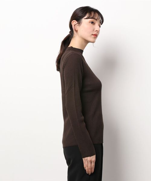 m.f.editorial(エムエフエディトリアル)の「エムエフエディトリアルレディース/m.f.editorial:Women リブ編み ハイネック ニットプルオーバー(ニット/セーター・レディース・ダークウッド/ブラック/ライトグレー・MEDIUM/LARGE)」の5枚目の写真