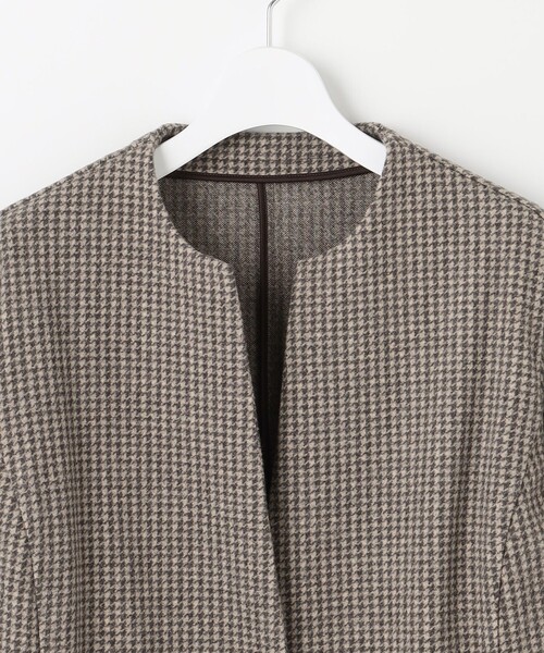 J.PRESS Ladies(J.プレス レディス)の「【洗える】WOOLLET ノーカラー 千鳥柄 ロングコート(ノーカラーコート・レディース・ブラウン系3/ライトグレー系3・SMALL)」の10枚目の写真