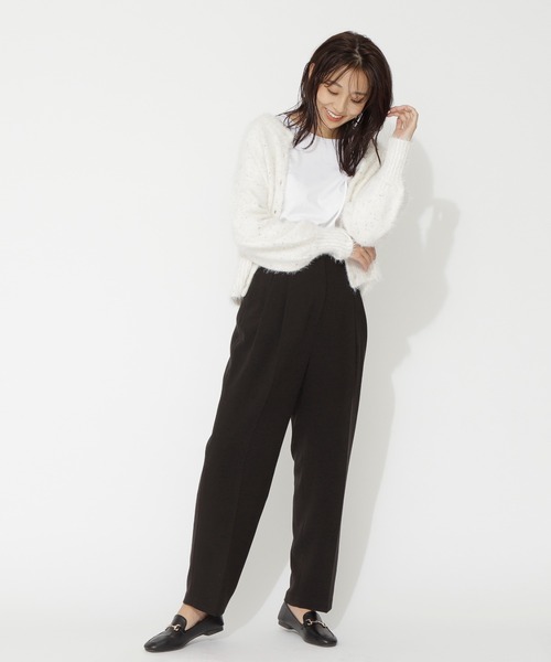 NATURAL BEAUTY BASIC（ナチュラルビューティーベーシック）の「エッグシルエットパンツ（その他パンツ・レディース・ブラック/オフホワイト/ラベンダー・SMALL/X-SMALL/MEDIUM）」の6枚目の写真