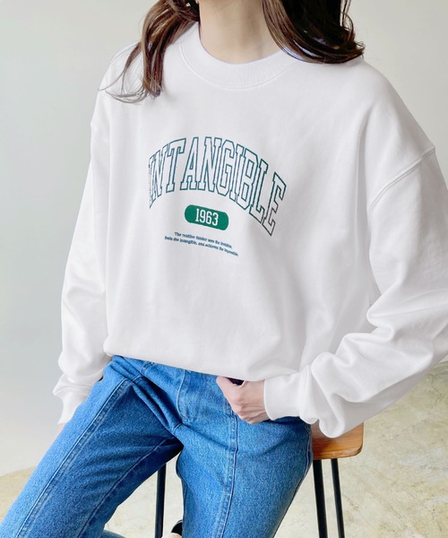 LIAN(リアン)の「INTANGIBLEカレッジロゴスウェット(スウェット・レディース・ネイビー/オフホワイト/ダークグリーン/グリーン/ブラック/レッド・FREE)」の5枚目の写真